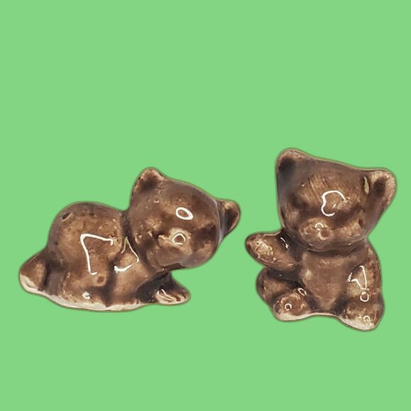 Pair of Baby Brown Bear Miniature Vintage Figurines - Picture 1 of 4